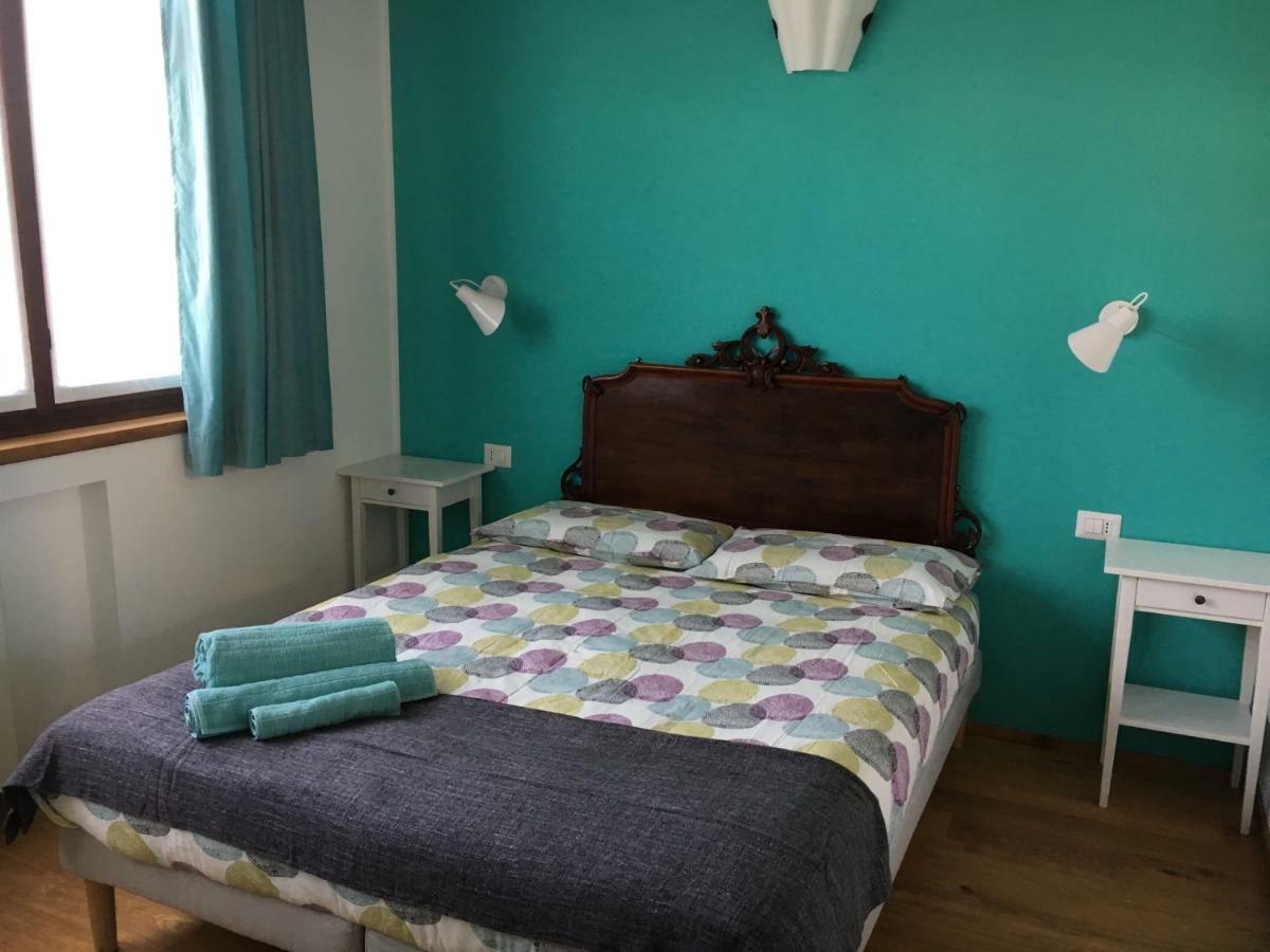 Bed and Breakfast Elleboro Carugo Exteriér fotografie
